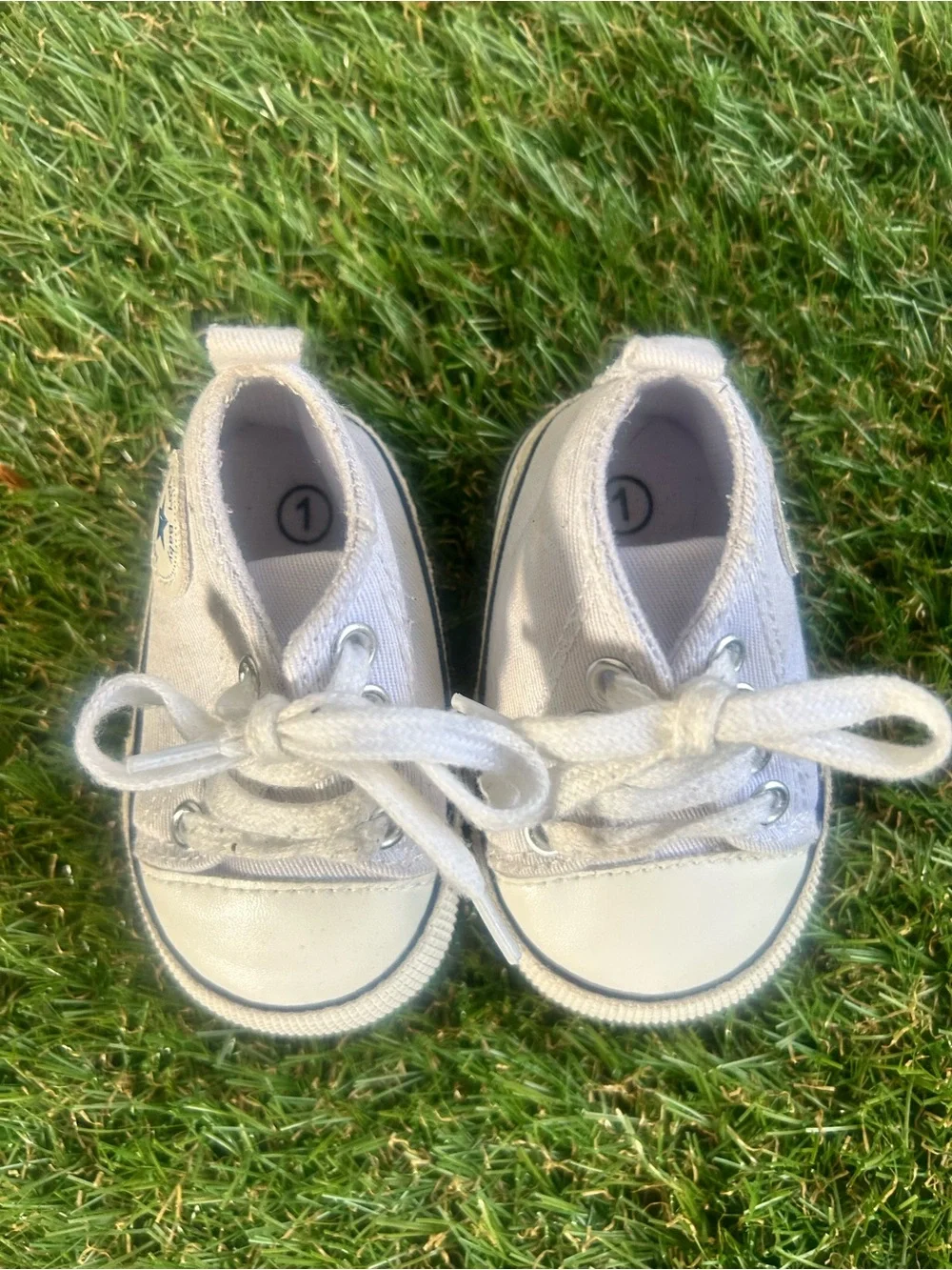 Converse ,Infant Baby ,Size 1, light gray Canvas Denim Sneaker Shoes